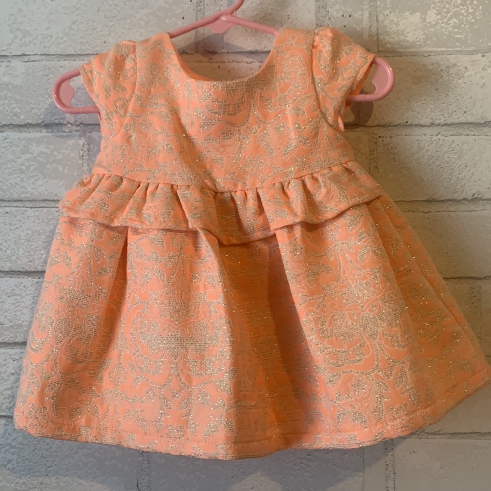 Girl’s Cat & Jack Peach Silver Metallic Holiday Dress 3-6M